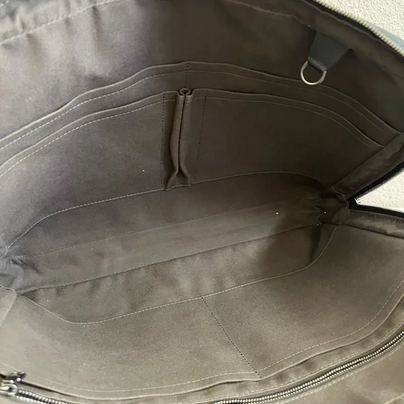 Louis Vuitton Men's Leather Briefcase - Lux Travel Work Bag - Picture 2 of 12